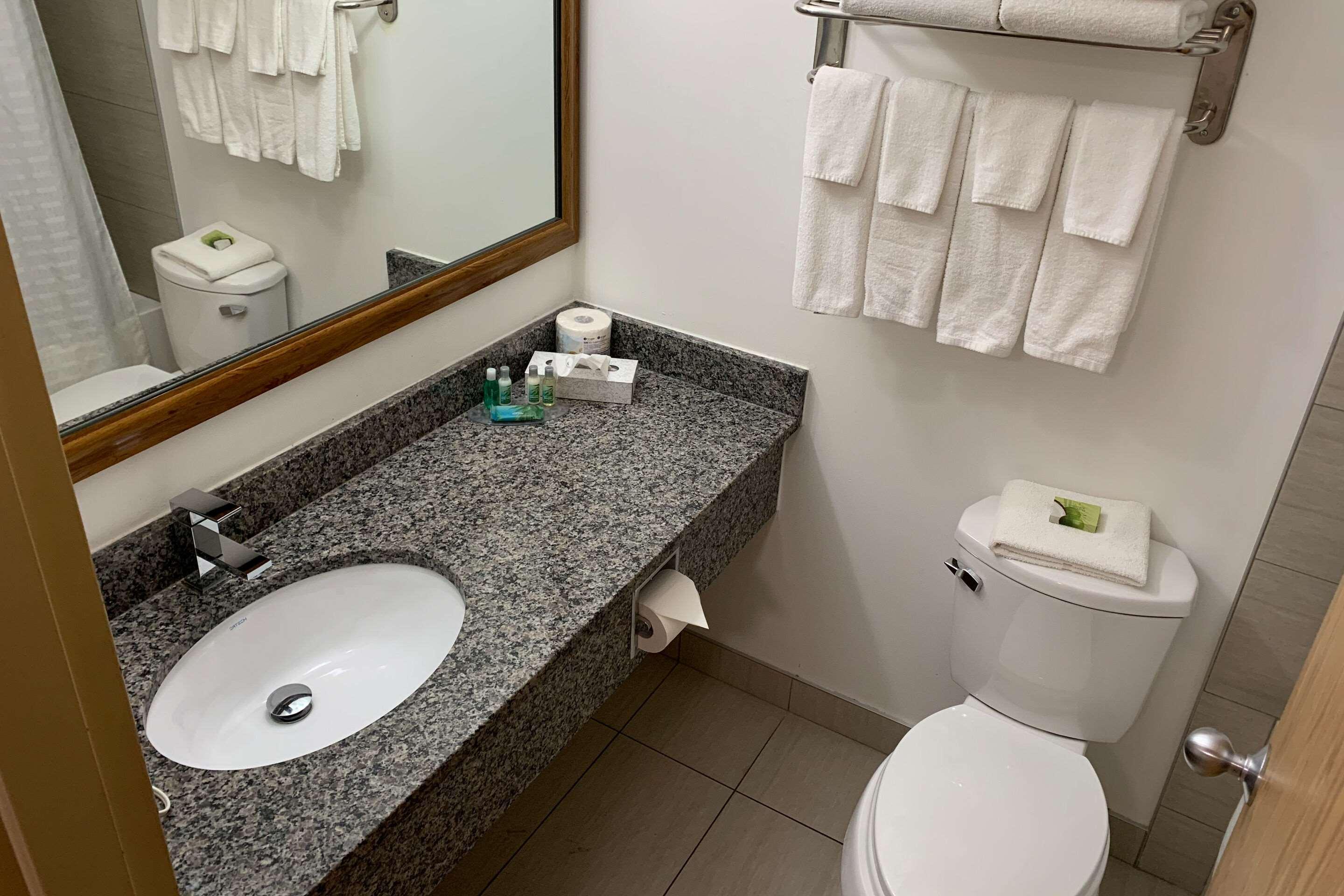 Windsor Mill Rodeway Inn מראה חיצוני תמונה