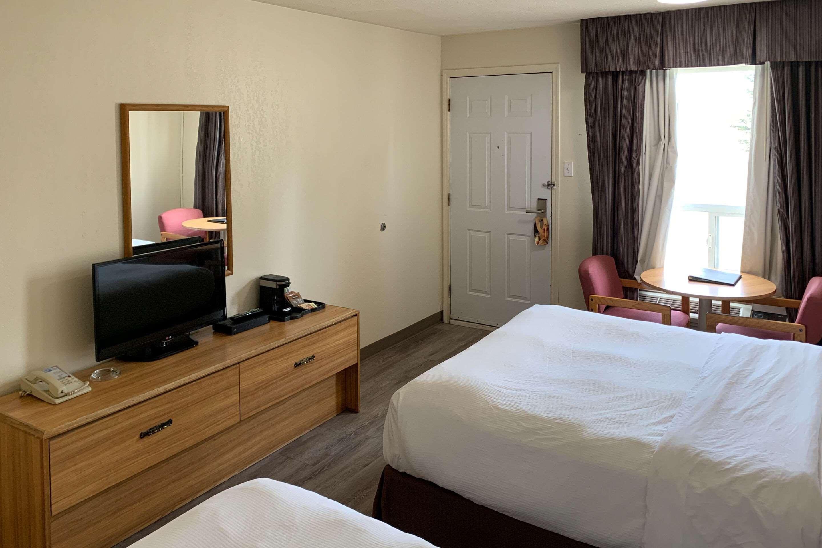 Windsor Mill Rodeway Inn מראה חיצוני תמונה